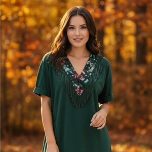 Leather fringe with leather inlay green Tee